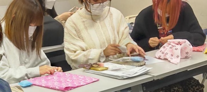 /upload/blog/content/作業中2.jpg