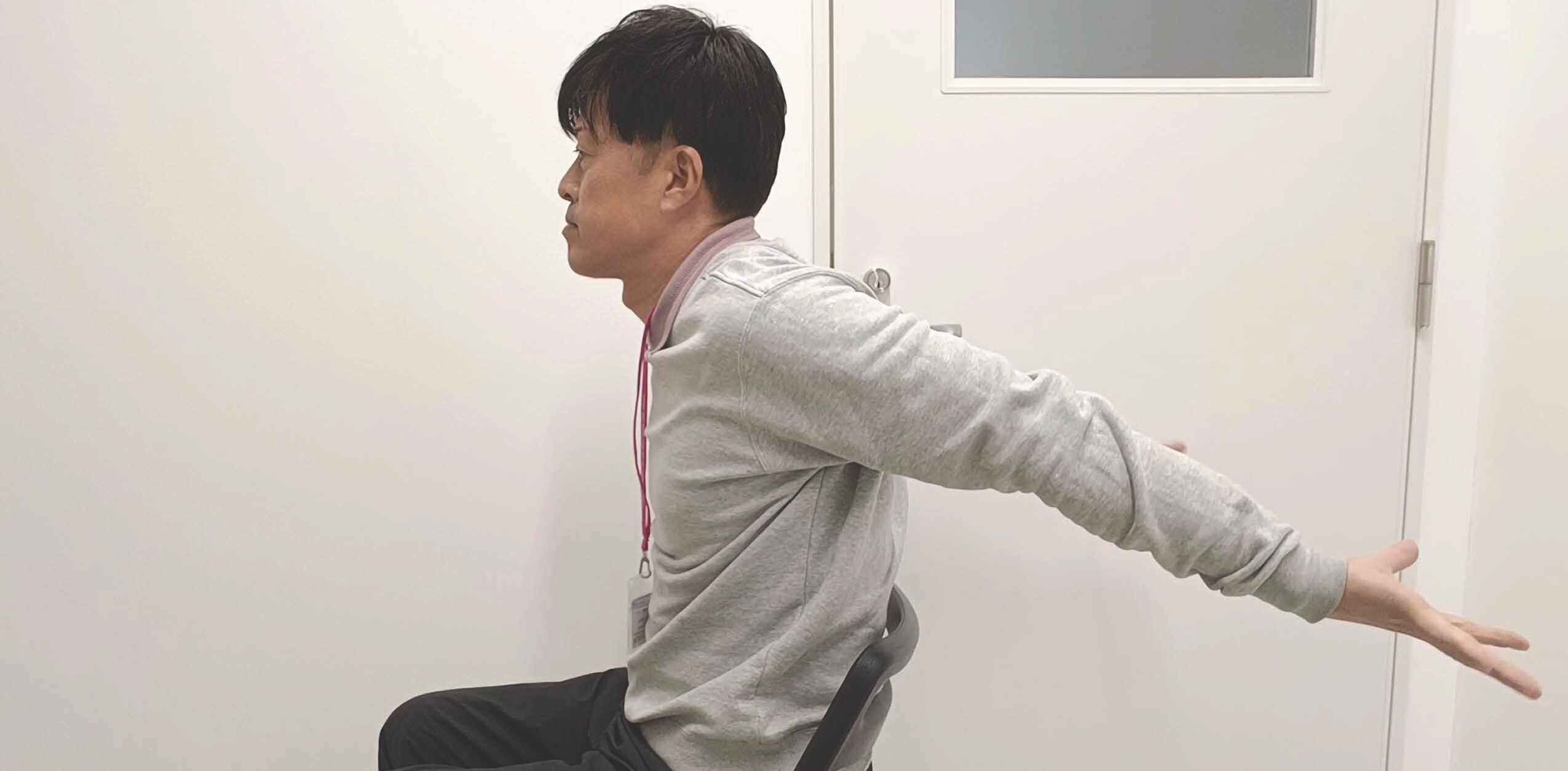 肩甲骨ストレッチ
